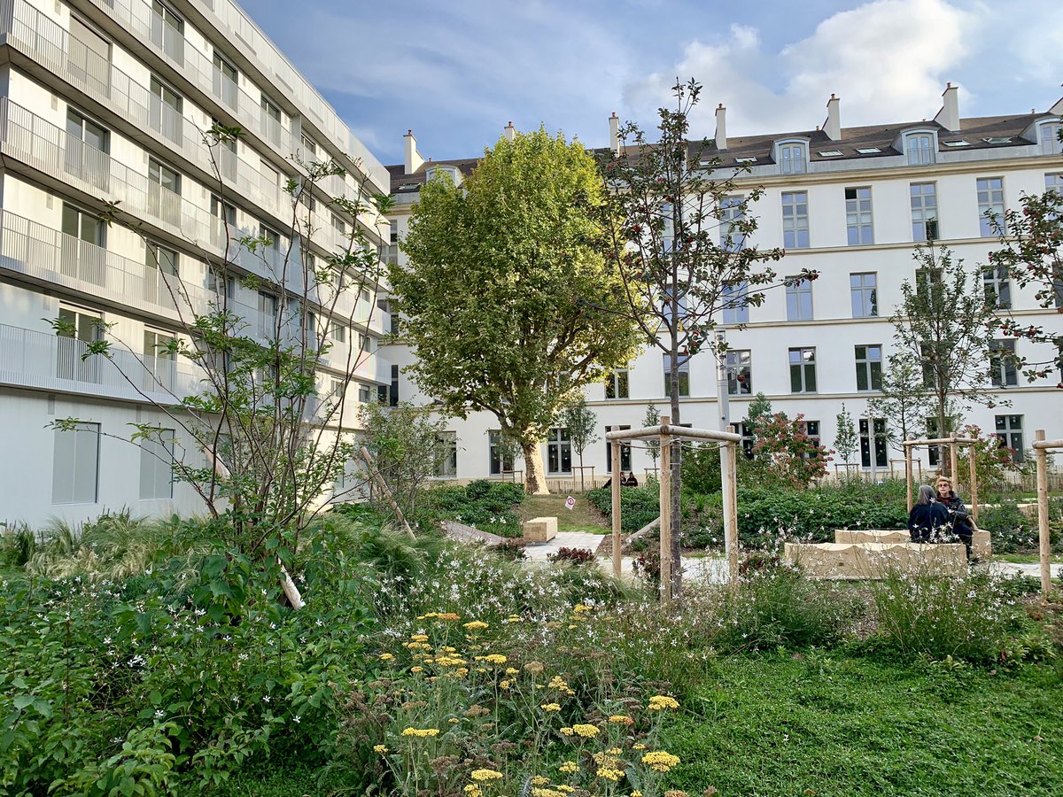 Sortie D’un Livre Dédié à La Caserne De Reuilly à La Rentrée - Paris ...